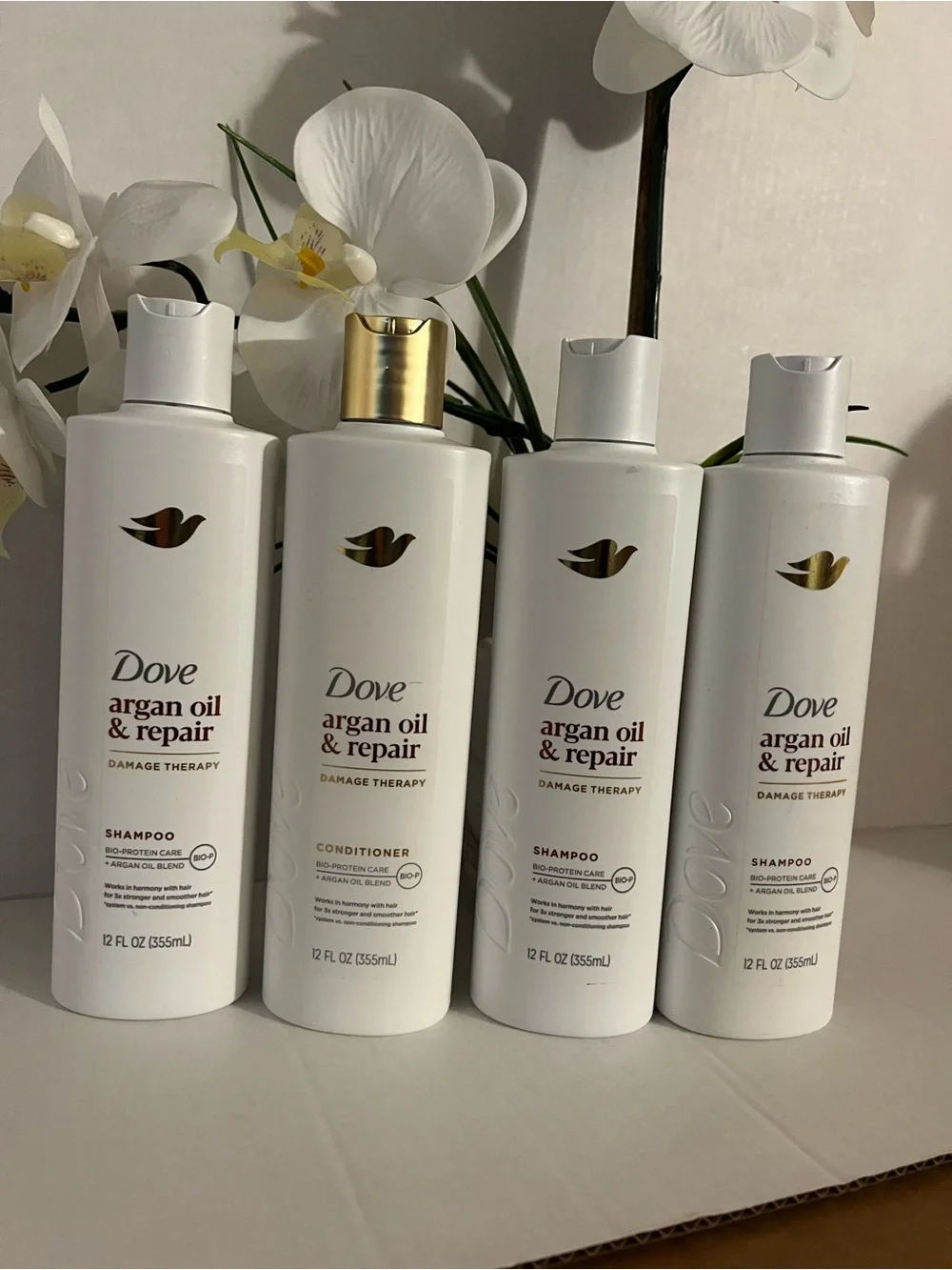 Dove Argan Oil & Repair Shampoo + Conditioner Set - White